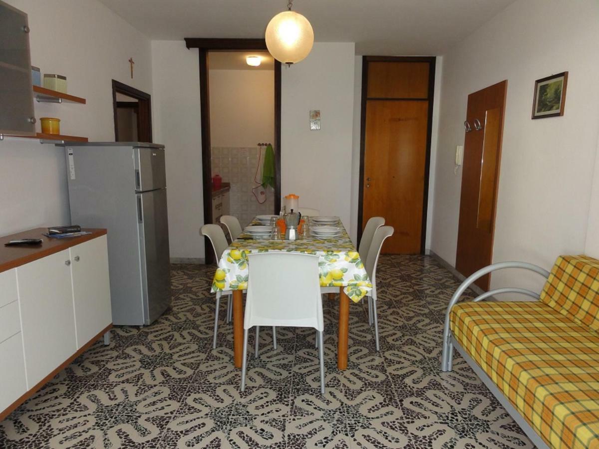 Giuliana - Appartamenti Bibione Chambre photo